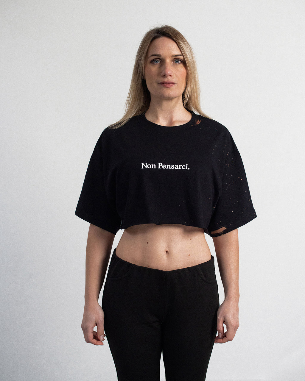 T-Shirt "Non Pensarci" 02 Crop