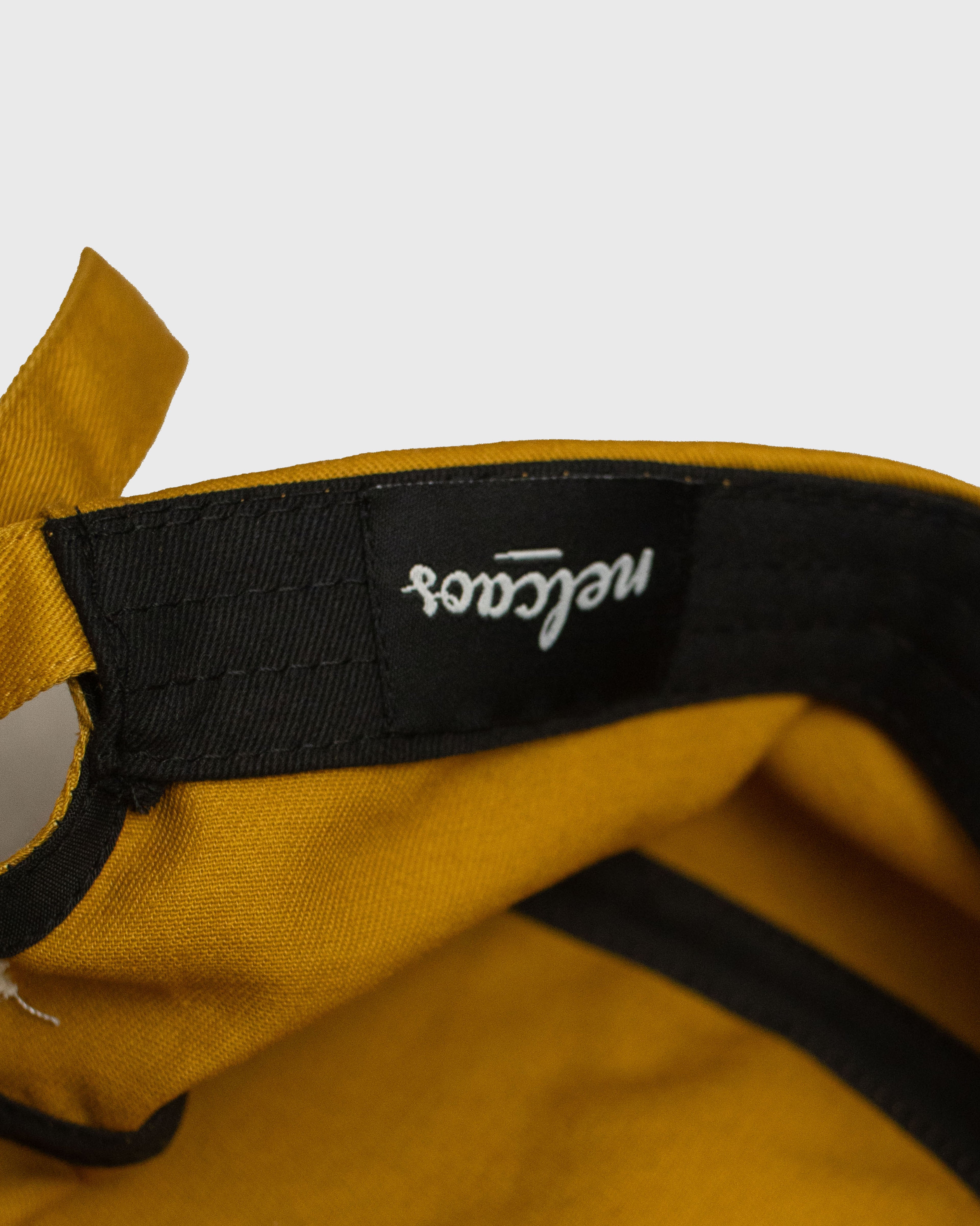 Cap "Altra Epoca" Spinato Ambra