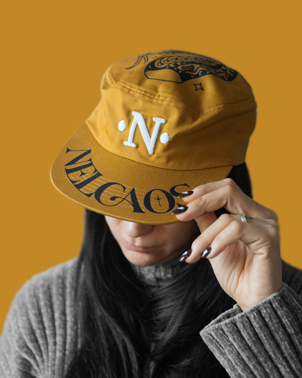 Cap "Altra Epoca" Serpe Ambra